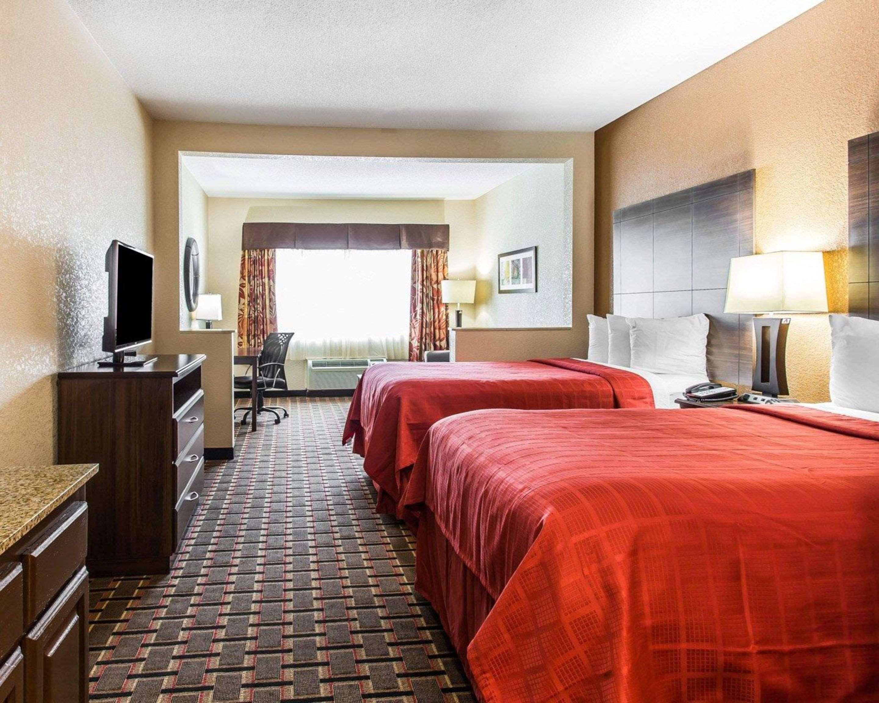 Quality Suites Centro de Convenciones Hickory Exterior foto