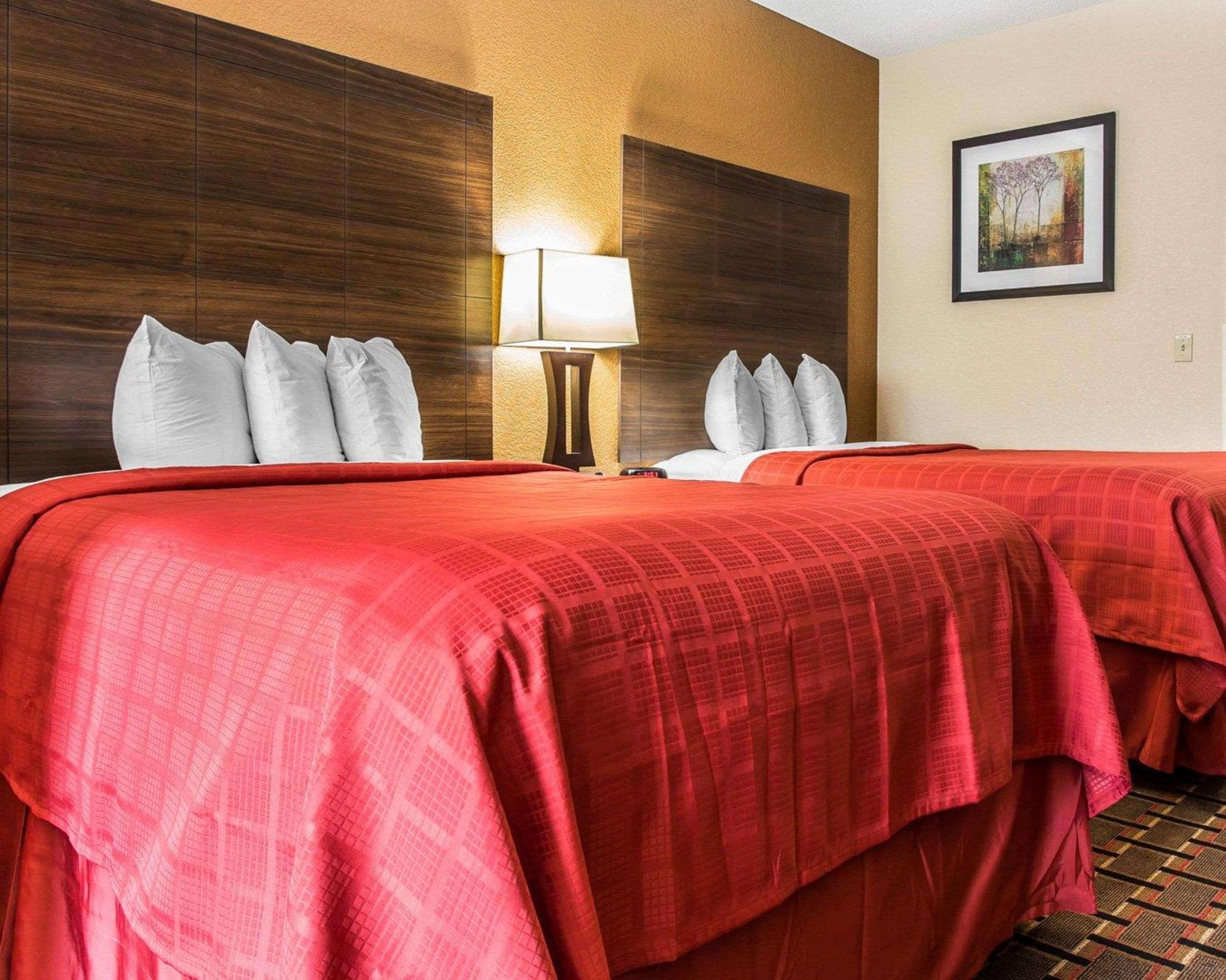 Quality Suites Centro de Convenciones Hickory Exterior foto
