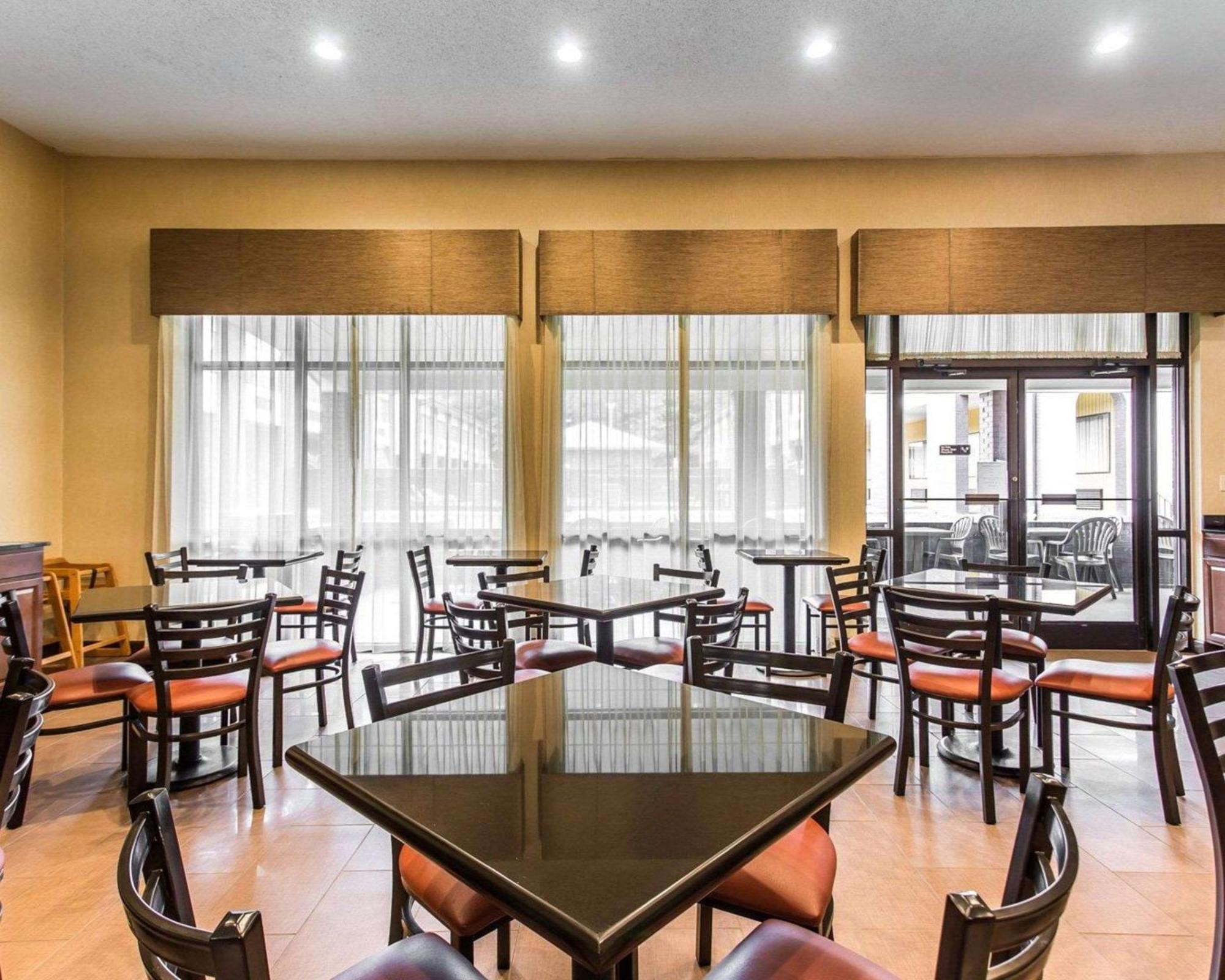 Quality Suites Centro de Convenciones Hickory Exterior foto