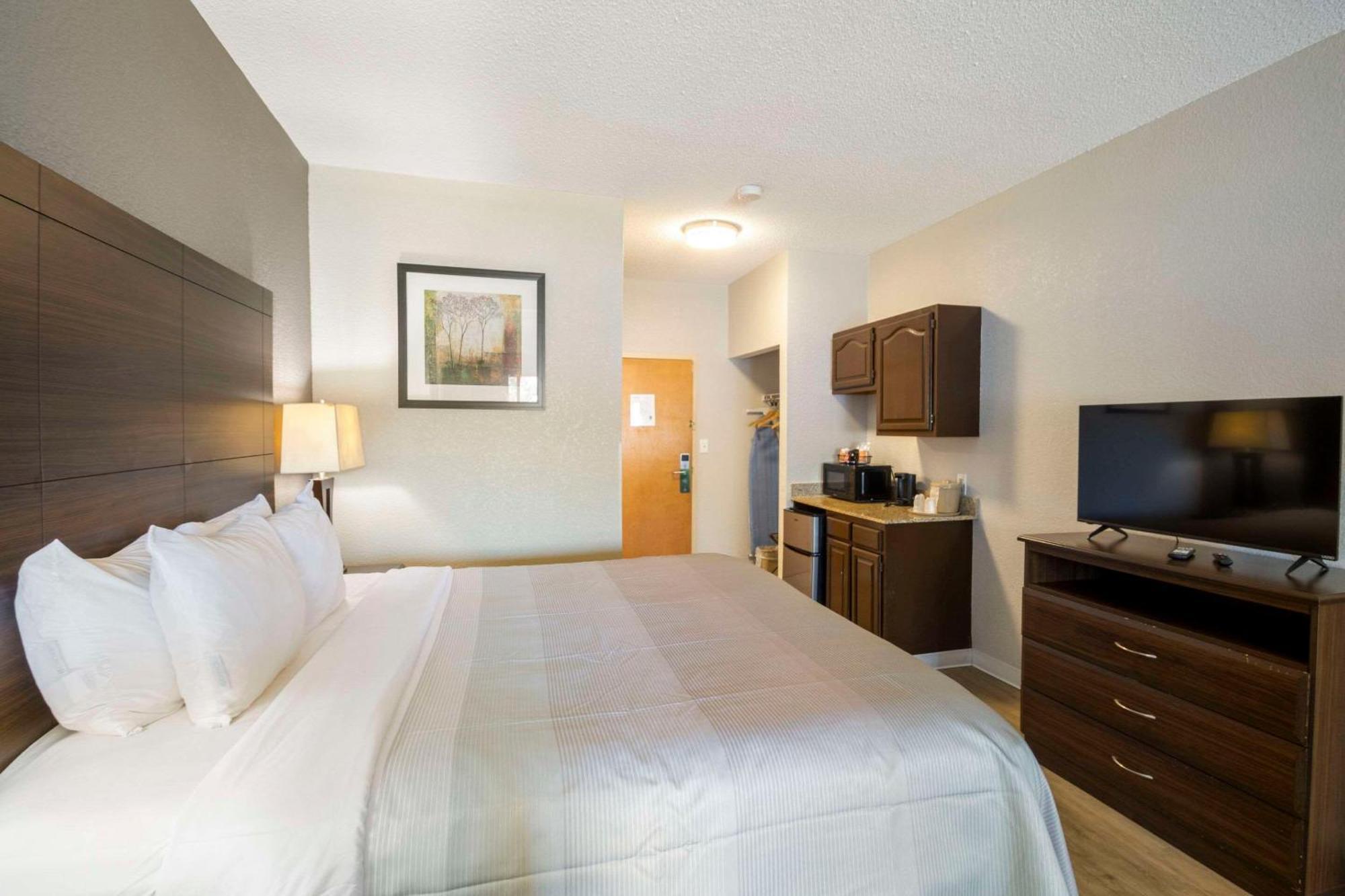 Quality Suites Centro de Convenciones Hickory Exterior foto