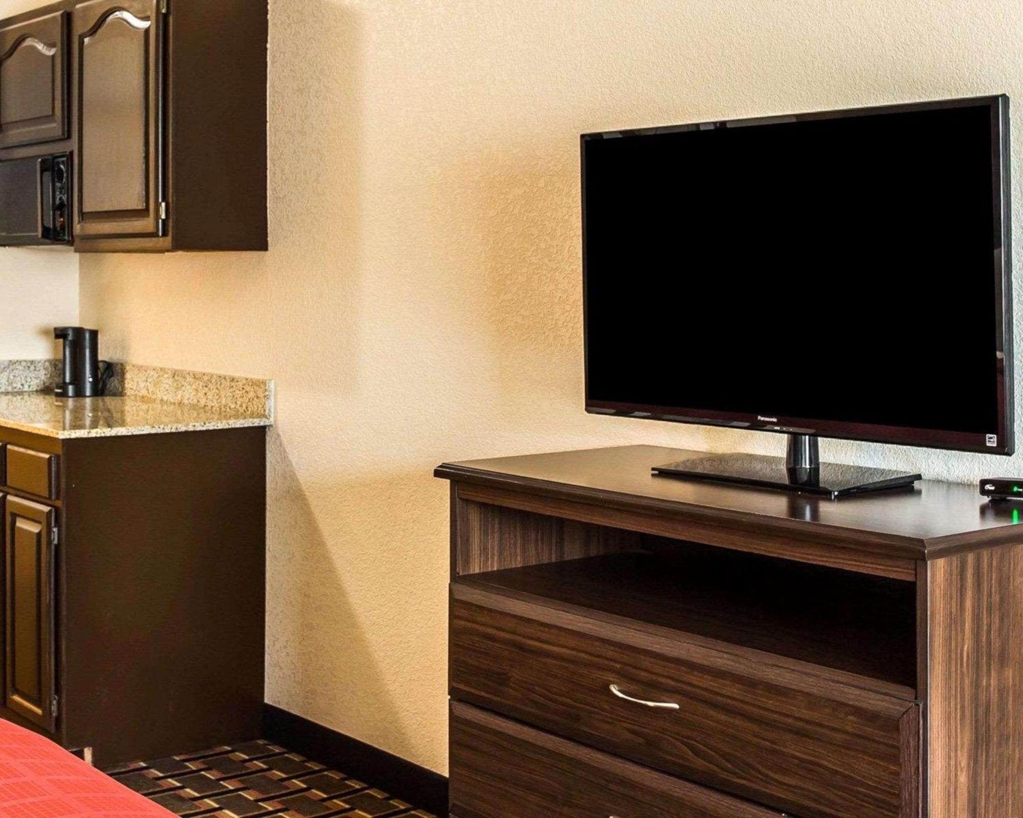Quality Suites Centro de Convenciones Hickory Exterior foto