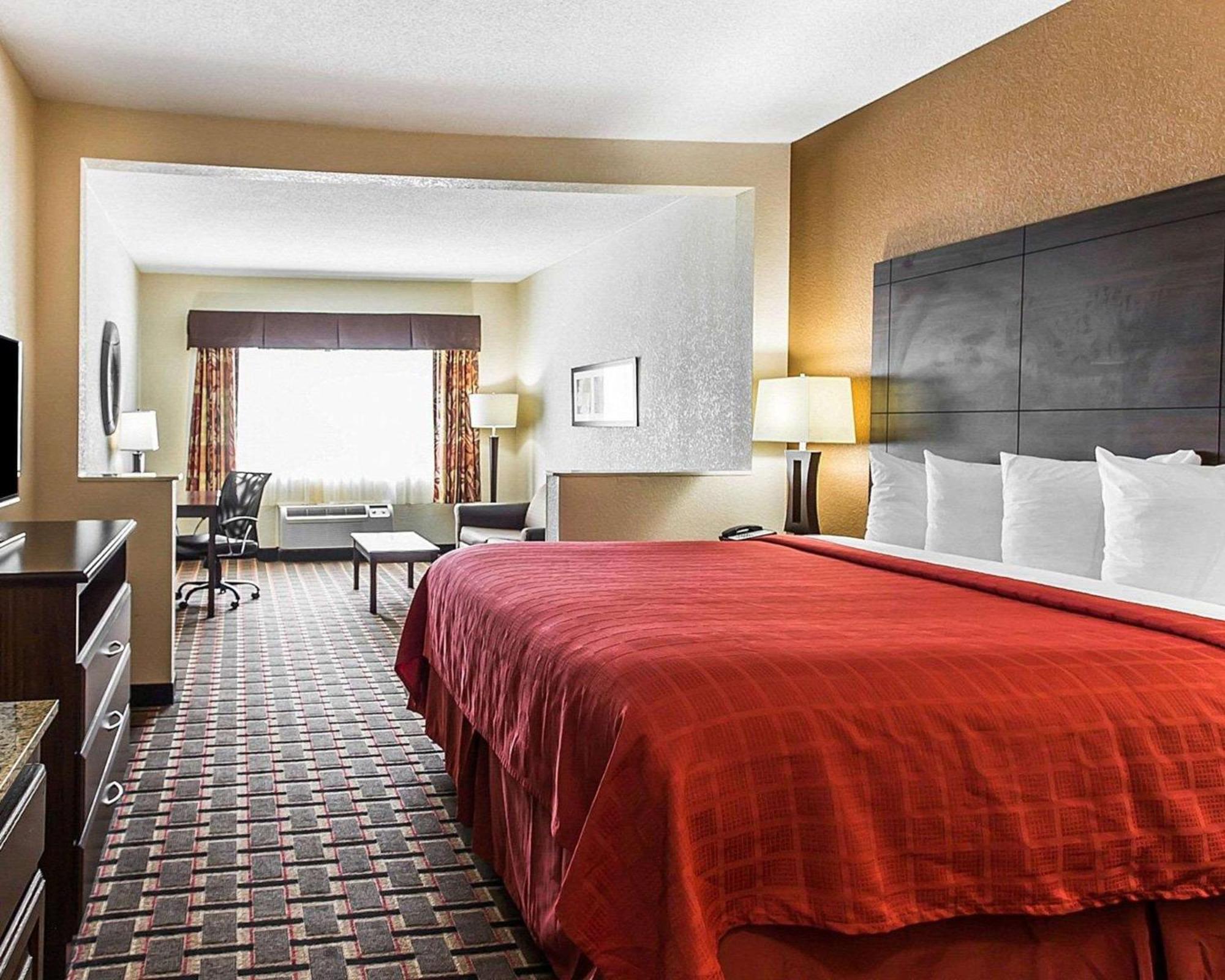 Quality Suites Centro de Convenciones Hickory Exterior foto