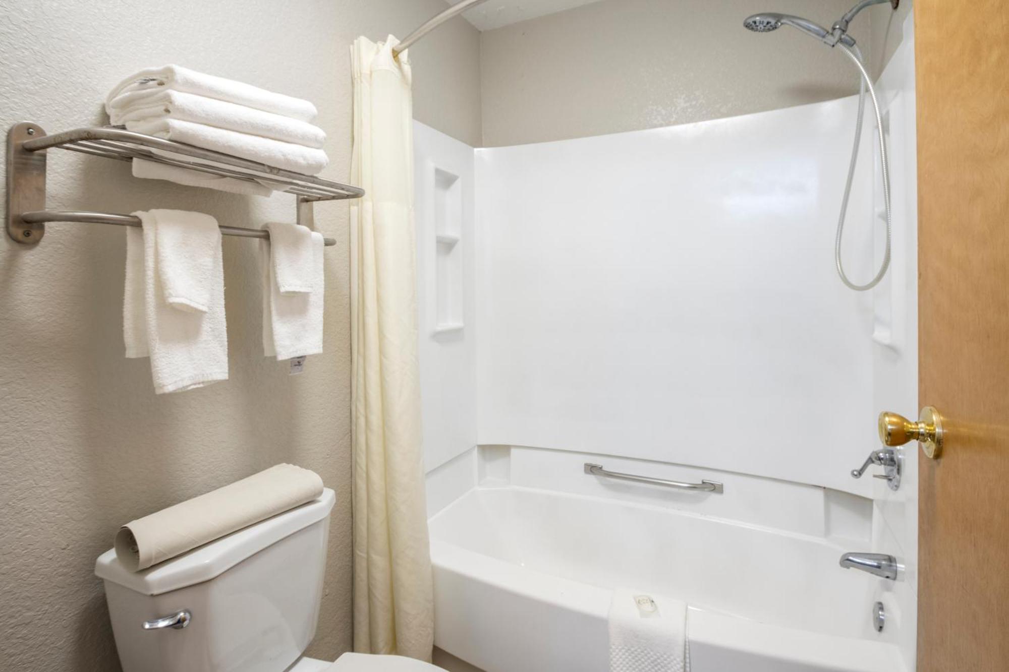 Quality Suites Centro de Convenciones Hickory Exterior foto