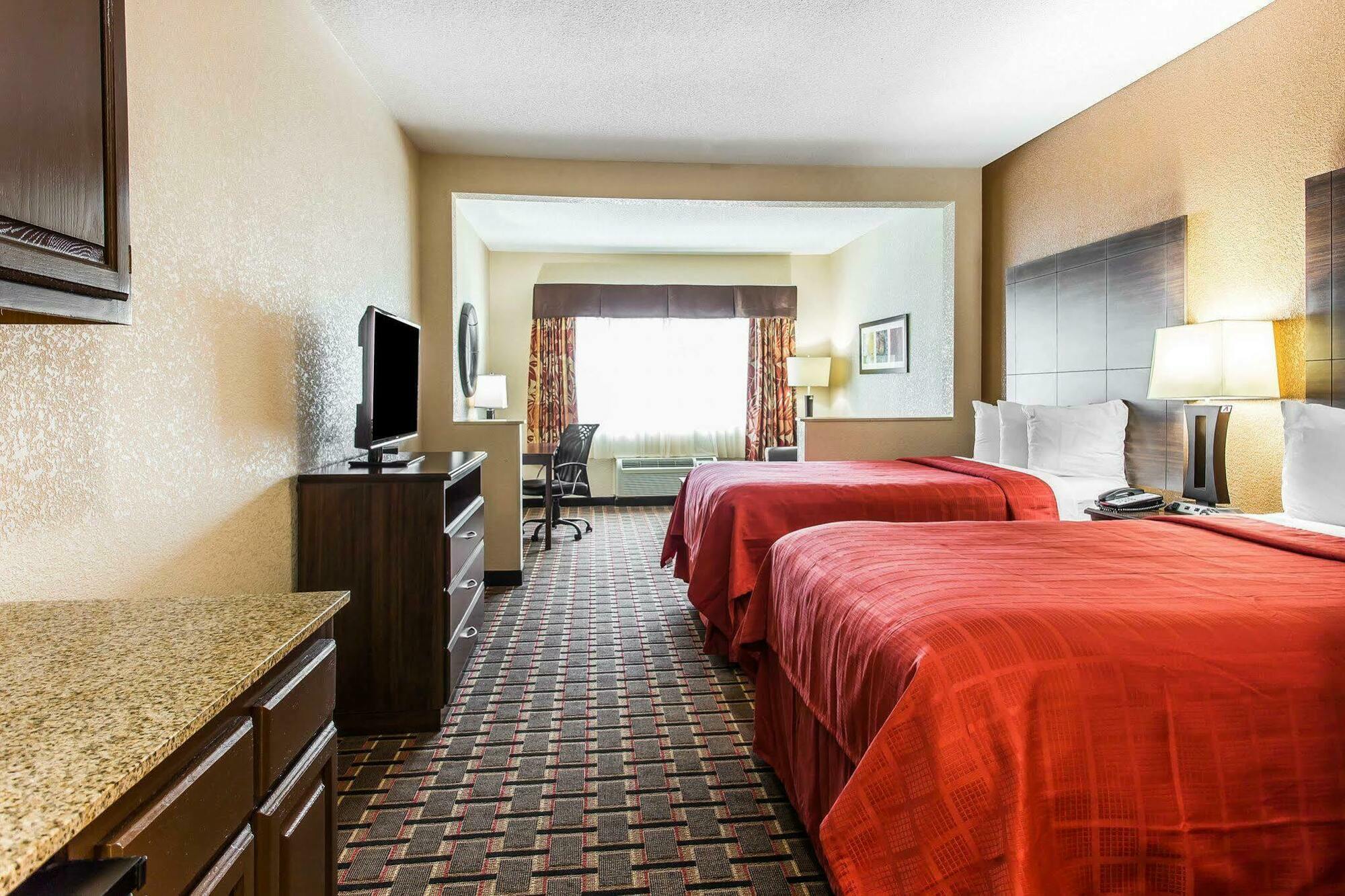 Quality Suites Centro de Convenciones Hickory Exterior foto