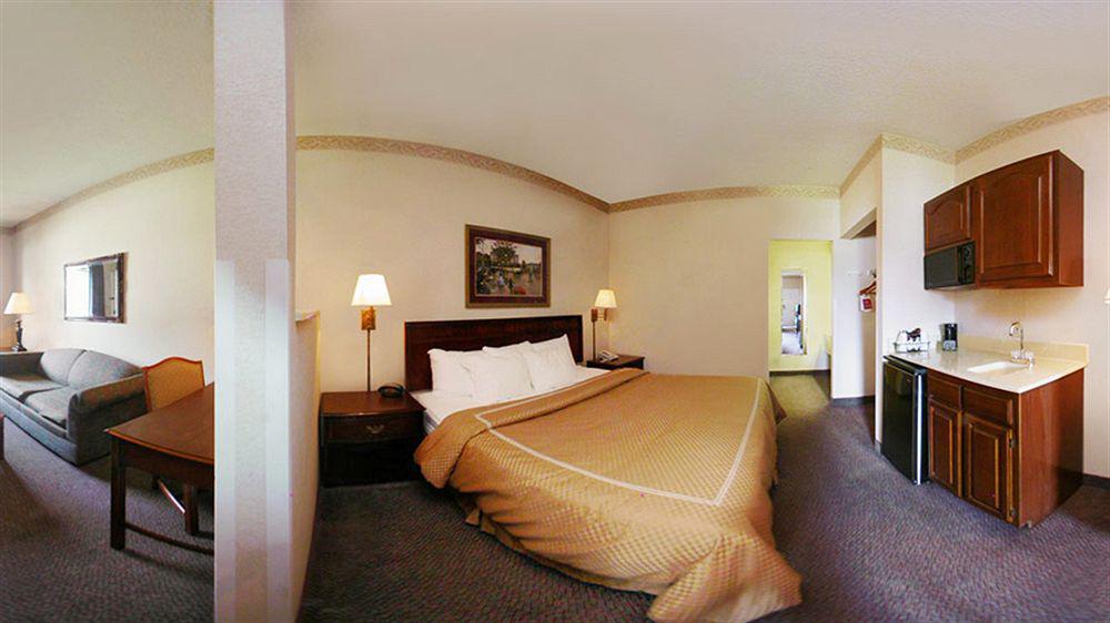 Quality Suites Centro de Convenciones Hickory Exterior foto